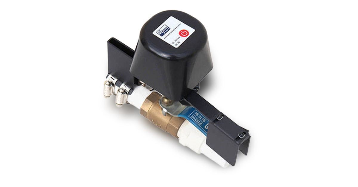 GR-105 Z-Wave water shut off valve controller installed on water main pipe — Liberty Security Canada